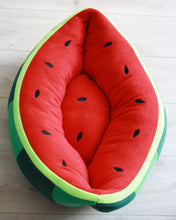 Boat Melon Bed